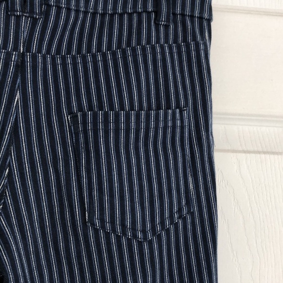 Banana Republic striped capri pants - Picture 3 of 5